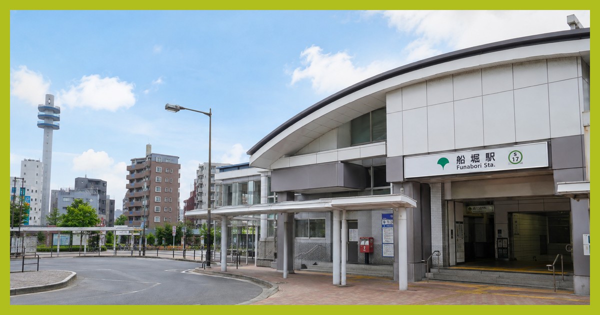 船堀駅の駅前風景